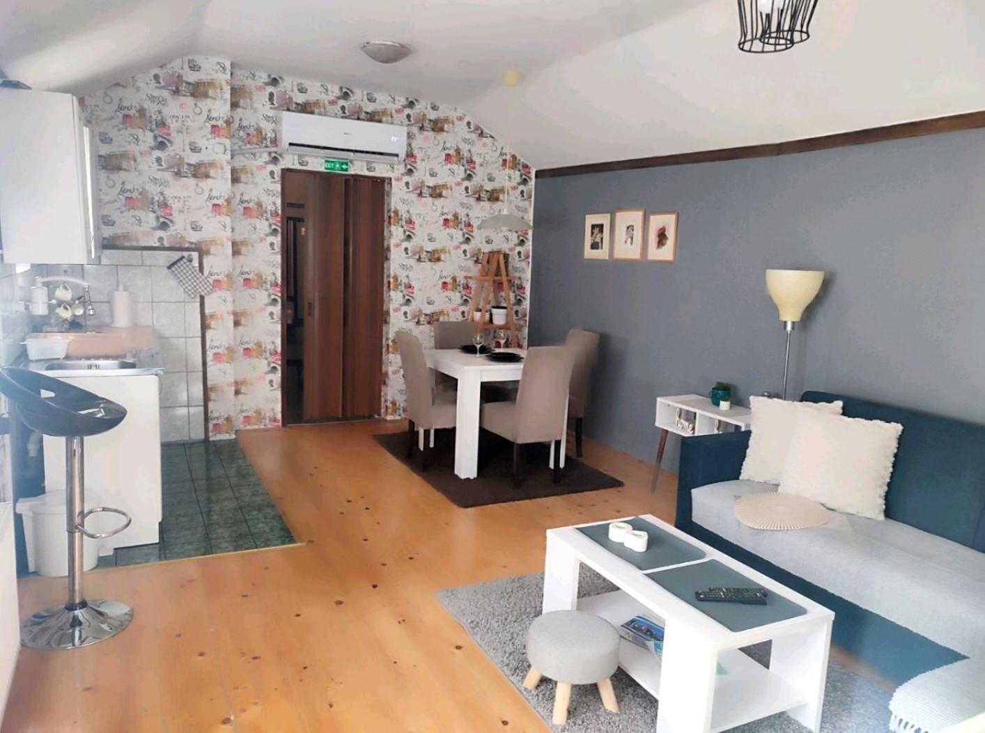 Kum Apartment Ниш Экстерьер фото