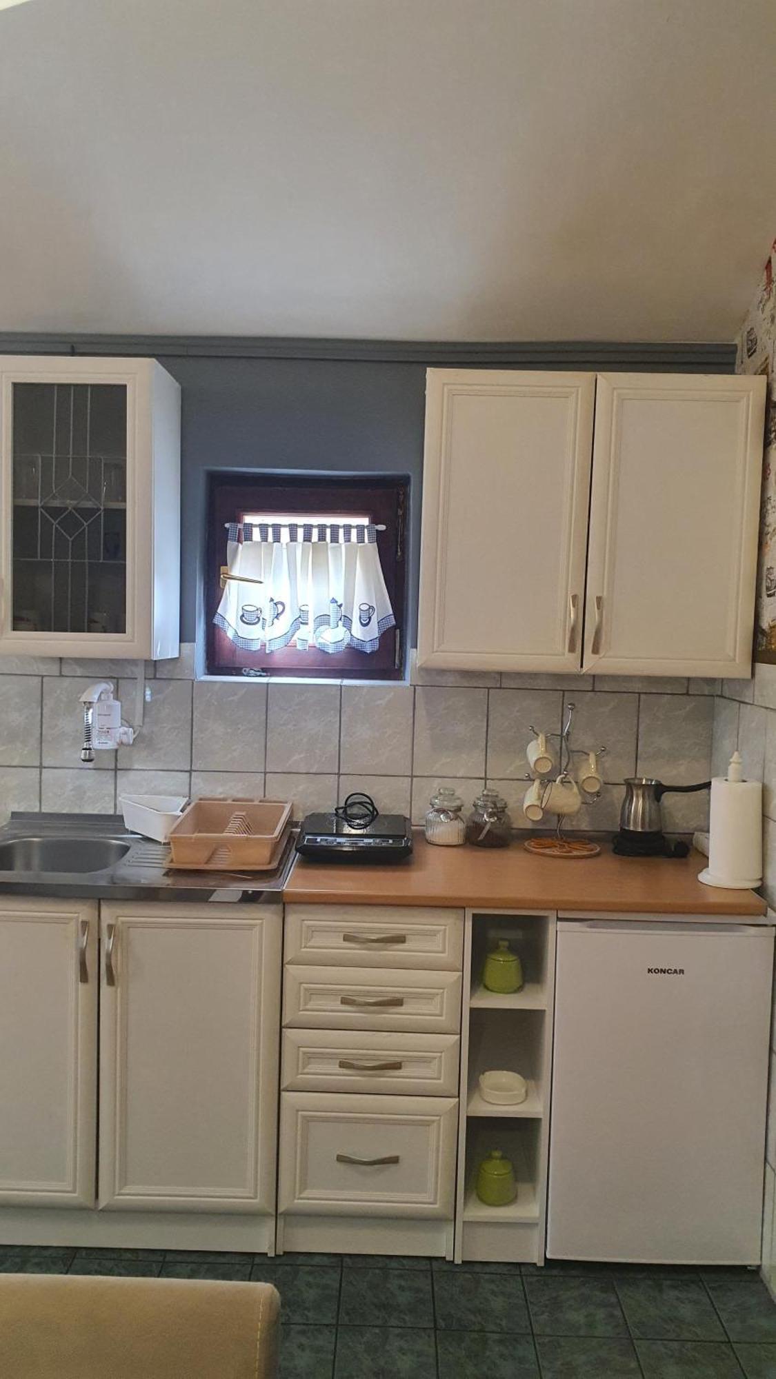 Kum Apartment Ниш Экстерьер фото